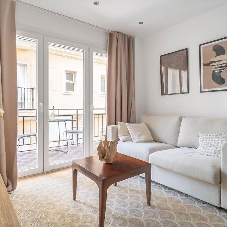 Sanders San Patricio - Dreamy Two-Bedroom Apartment Downtown Málaga Buitenkant foto